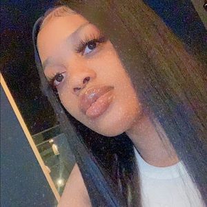 Meet your Posher, Destiny